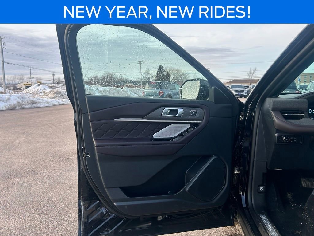 New 2026 Ford Explorer Platinum w/ LUX Leather Package image 11