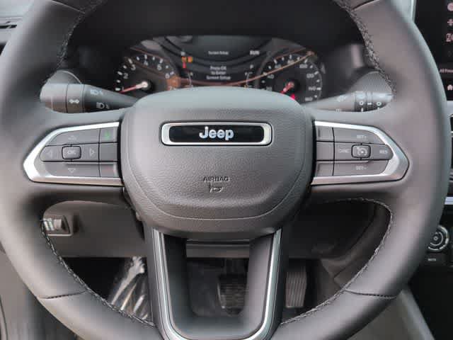 New 2026 Jeep Compass Latitude AWD/4WD image 22