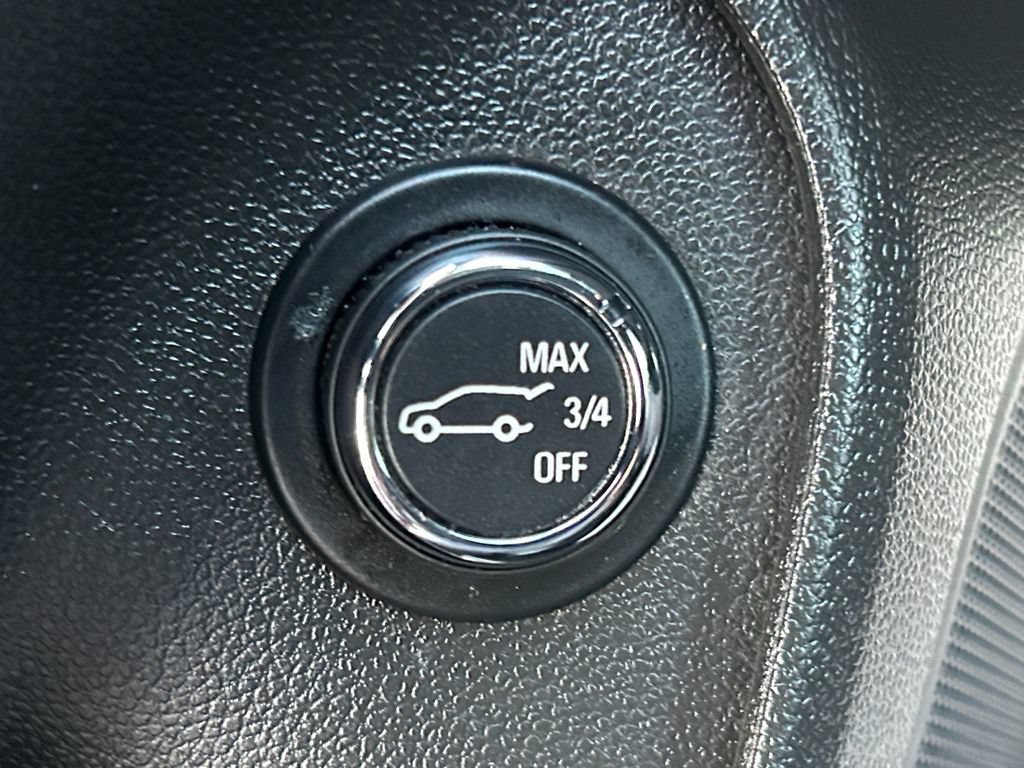 Used 2021 Buick Encore GX Essence w/ Advanced Technology Package FWD image 26