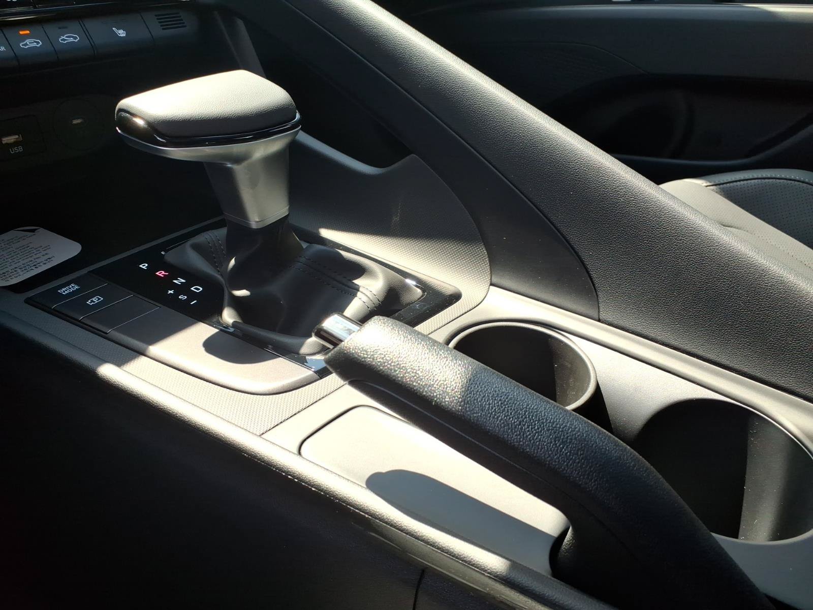 New 2026 Hyundai Elantra SEL Sport FWD image 18