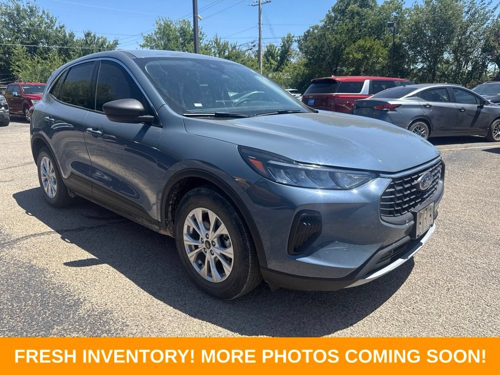 Used 2023 Ford Escape Active FWD video 1