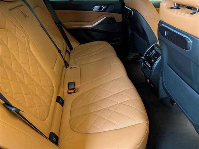 Used 2025 BMW X5 xDrive40i w/ Premium Package image 22