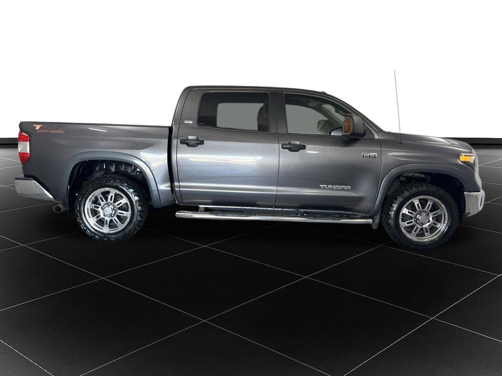 Used 2018 Toyota Tundra SR5 w/ SR5 Upgrade Package AWD/4WD image 6