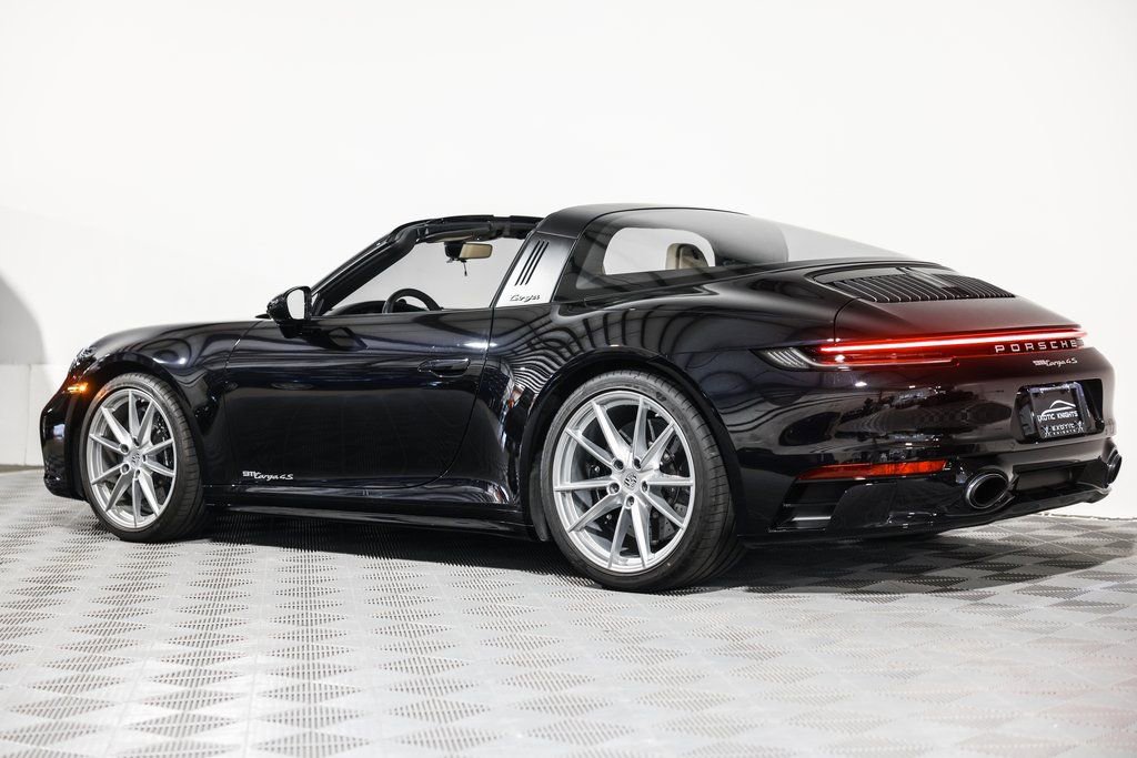 Used 2021 Porsche 911 Targa 4S image 15