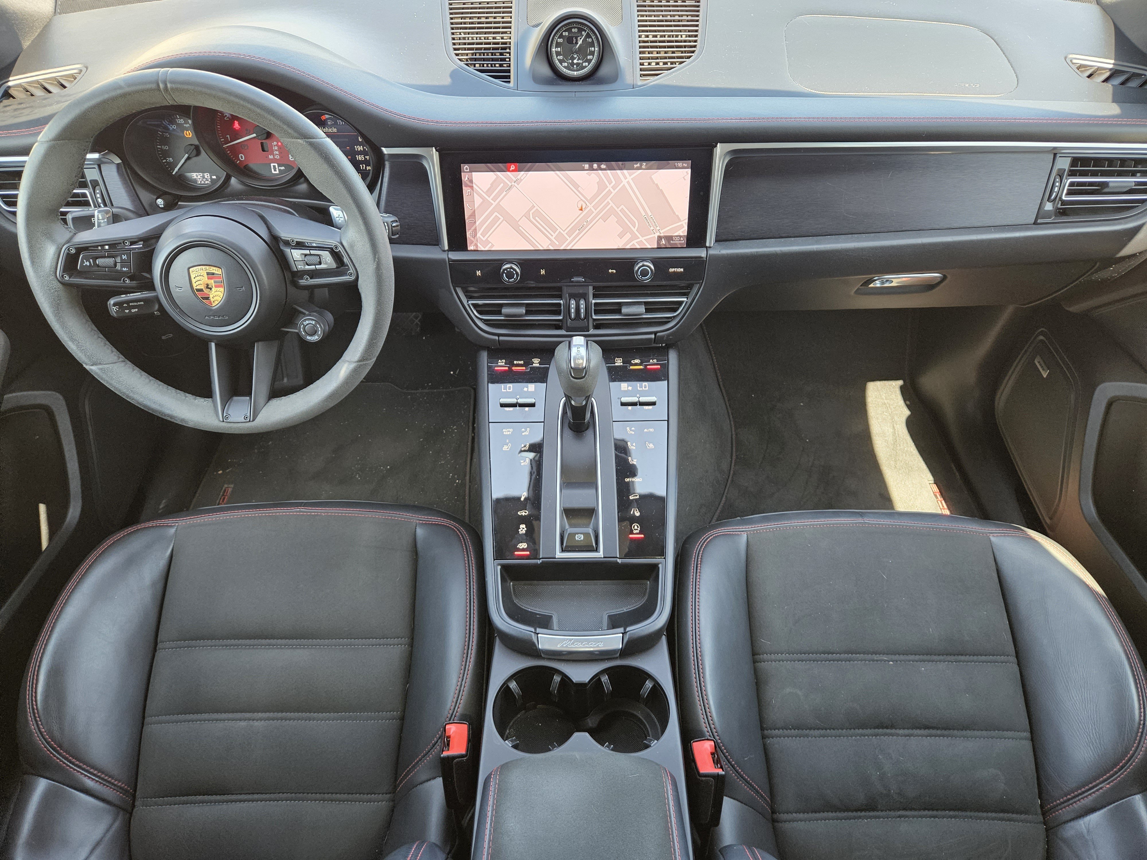Certified 2022 Porsche Macan GTS AWD/4WD image 24