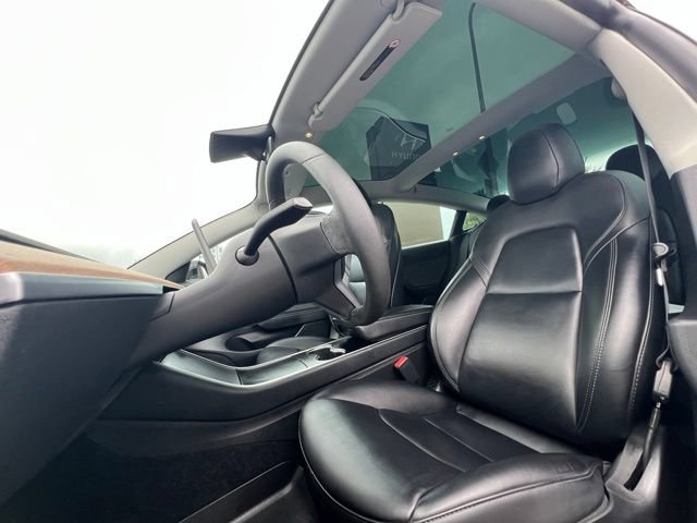 Used 2020 Tesla Model 3 RWD image 18