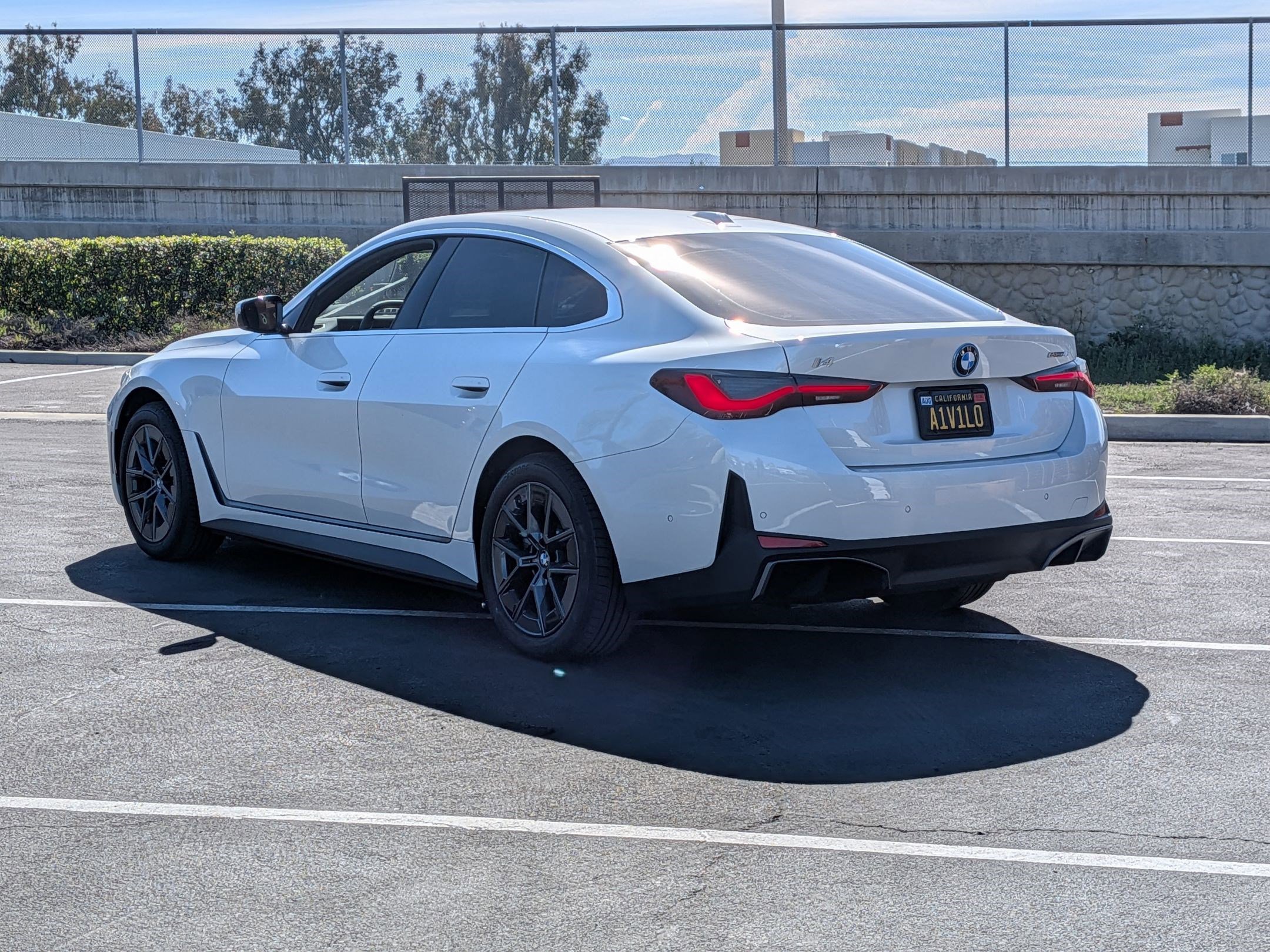 Used 2025 BMW i4 eDrive40 w/ Parking Assistance Package image 7