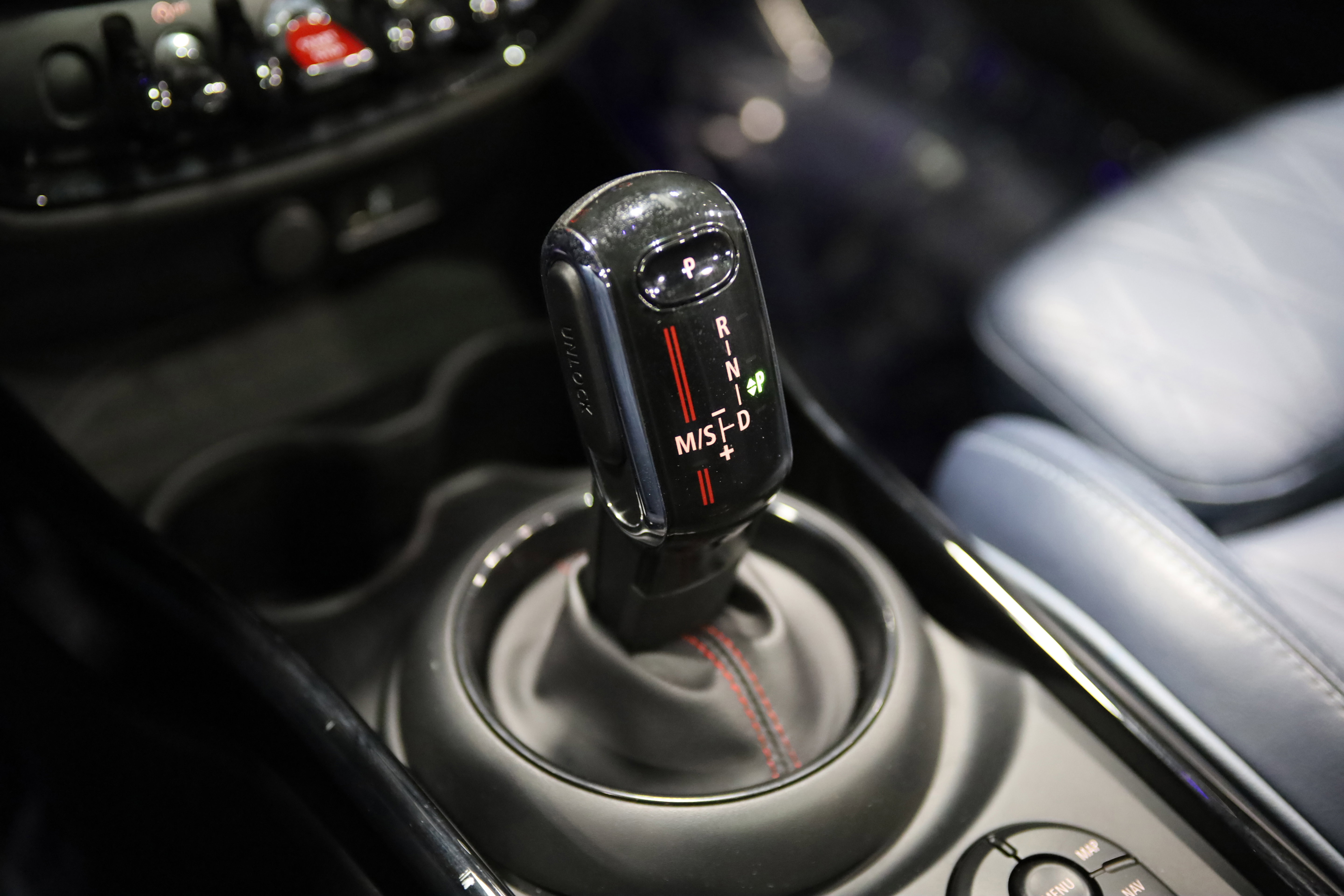 Used 2020 MINI Cooper Clubman John Cooper Works image 27