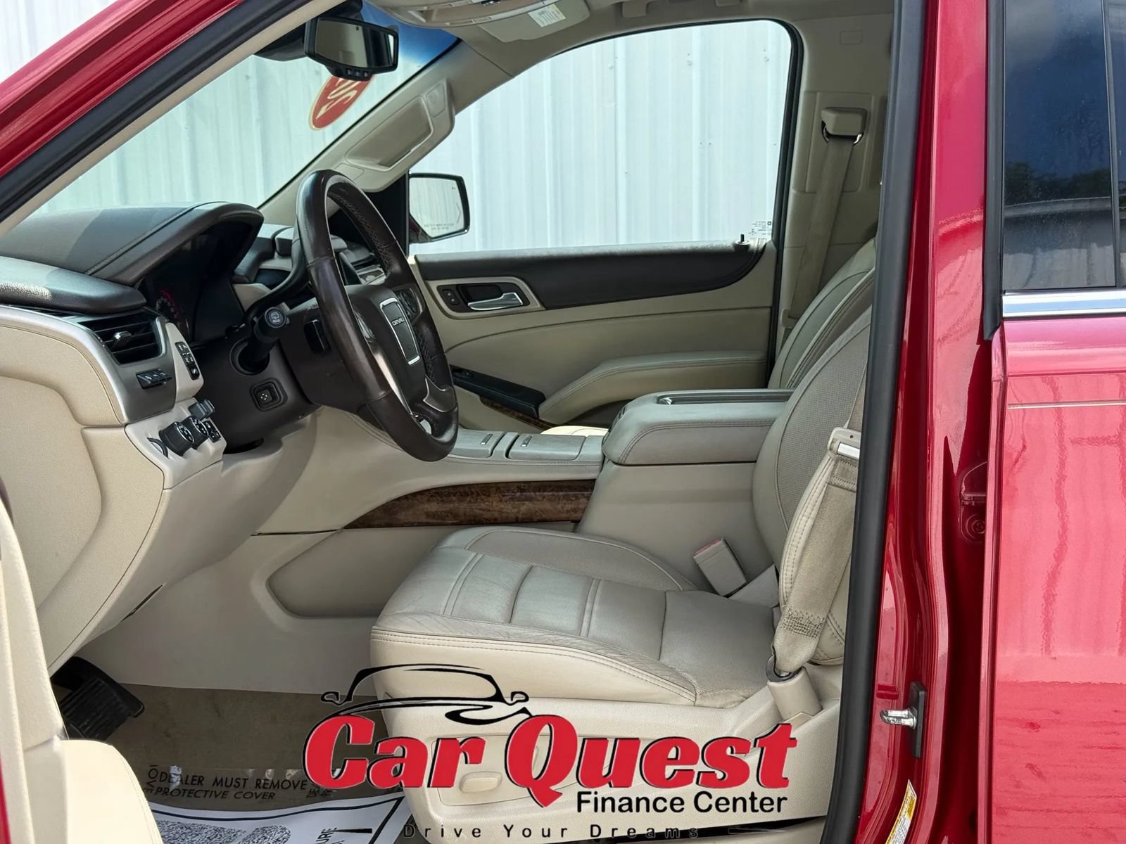 Used 2015 GMC Yukon Denali w/ Premium Package AWD/4WD image 9