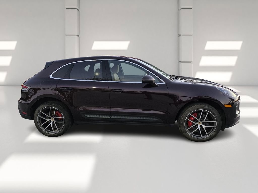 Used 2024 Porsche Macan S image 3