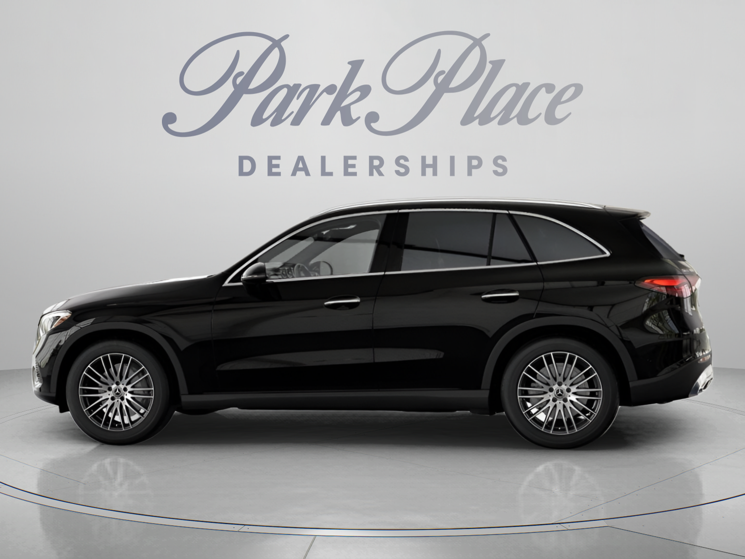 Used 2026 Mercedes-Benz GLC 300 image 8