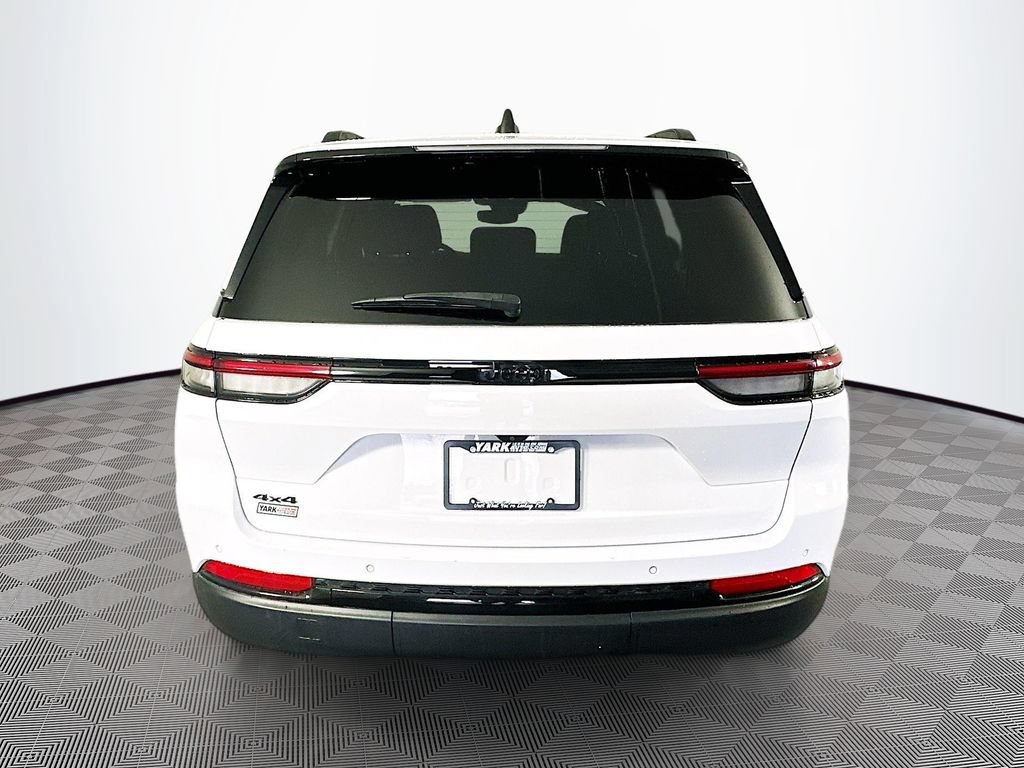 Certified 2023 Jeep Grand Cherokee Altitude AWD/4WD image 10