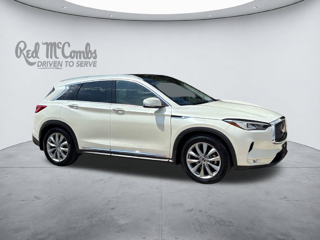Used 2019 INFINITI QX50 Luxe w/ Navigation Package FWD image 8