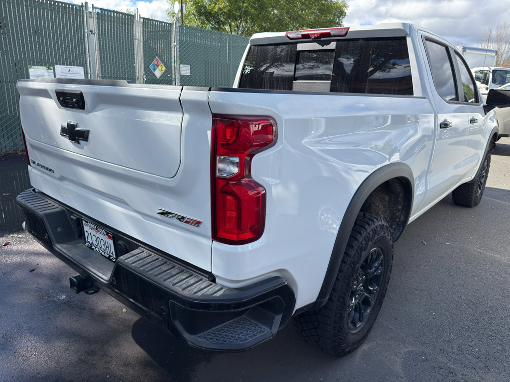 Used 2025 Chevrolet Silverado 1500 ZR2 w/ Technology Package image 4