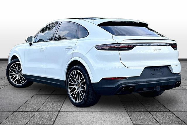 Used 2023 Porsche Cayenne Platinum Edition AWD/4WD image 5