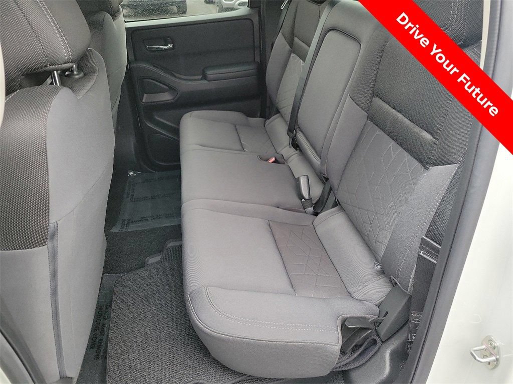 Certified 2025 Nissan Frontier SV RWD image 26