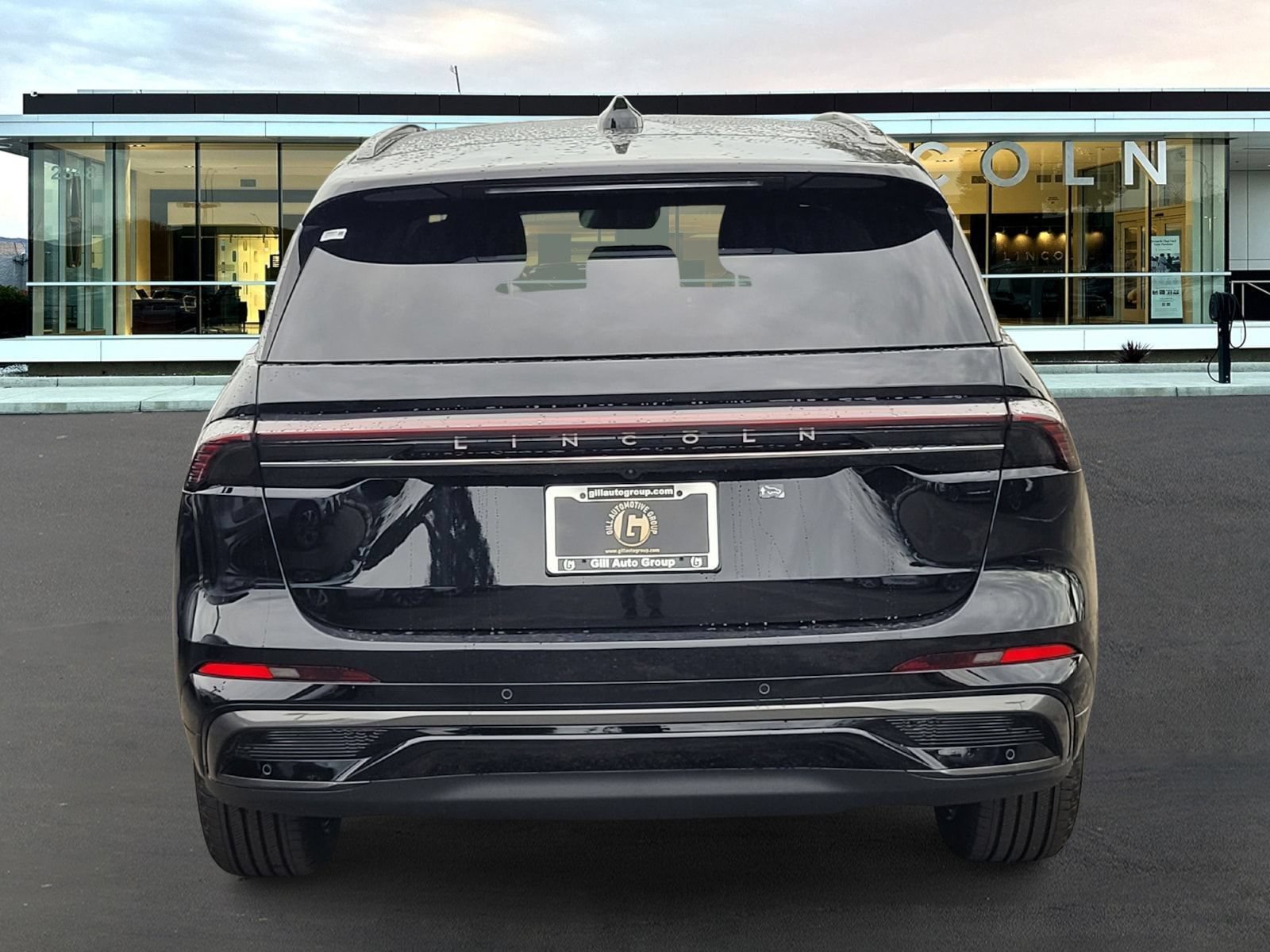 Used 2026 Lincoln Nautilus Reserve w/ Jet Appearance Package AWD/4WD image 5