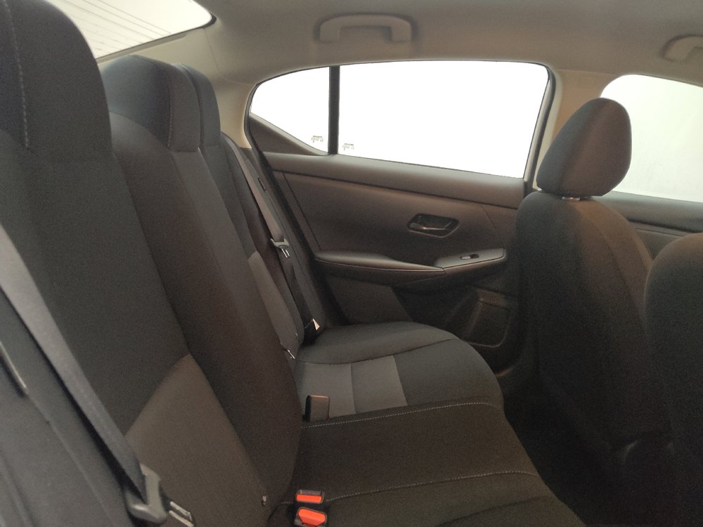 Used 2025 Nissan Sentra SV FWD image 19