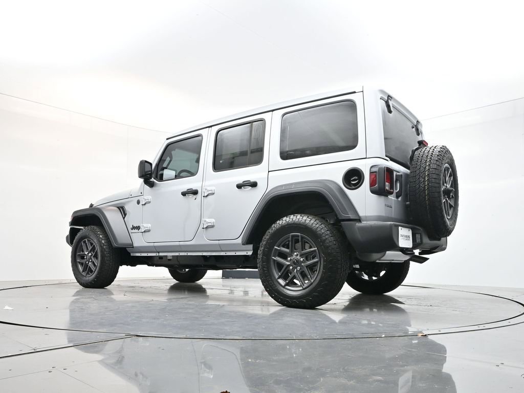 Used 2024 Jeep Wrangler Sport S image 35
