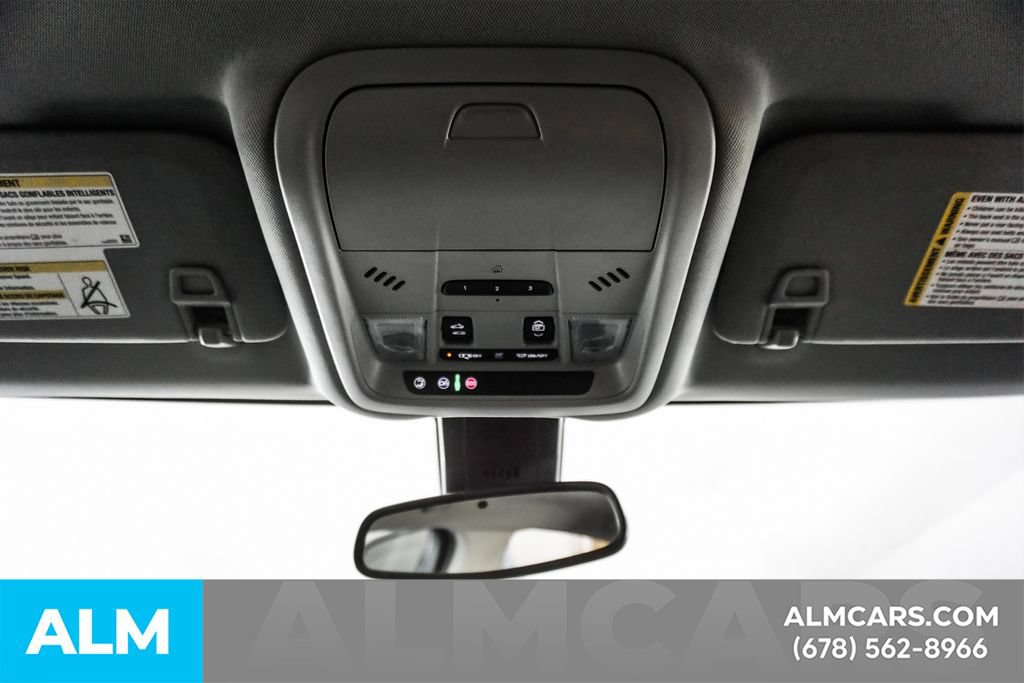 Used 2023 Chevrolet Equinox Premier FWD image 55