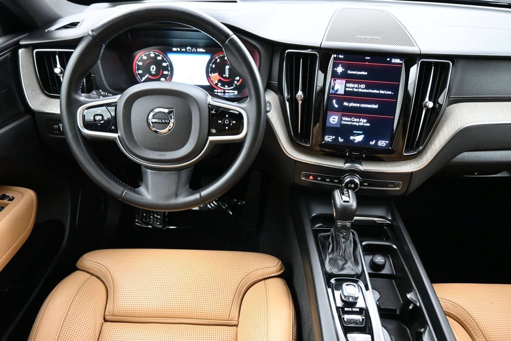 Used 2020 Volvo XC60 T6 Inscription w/ Protection Package Premier AWD/4WD image 6