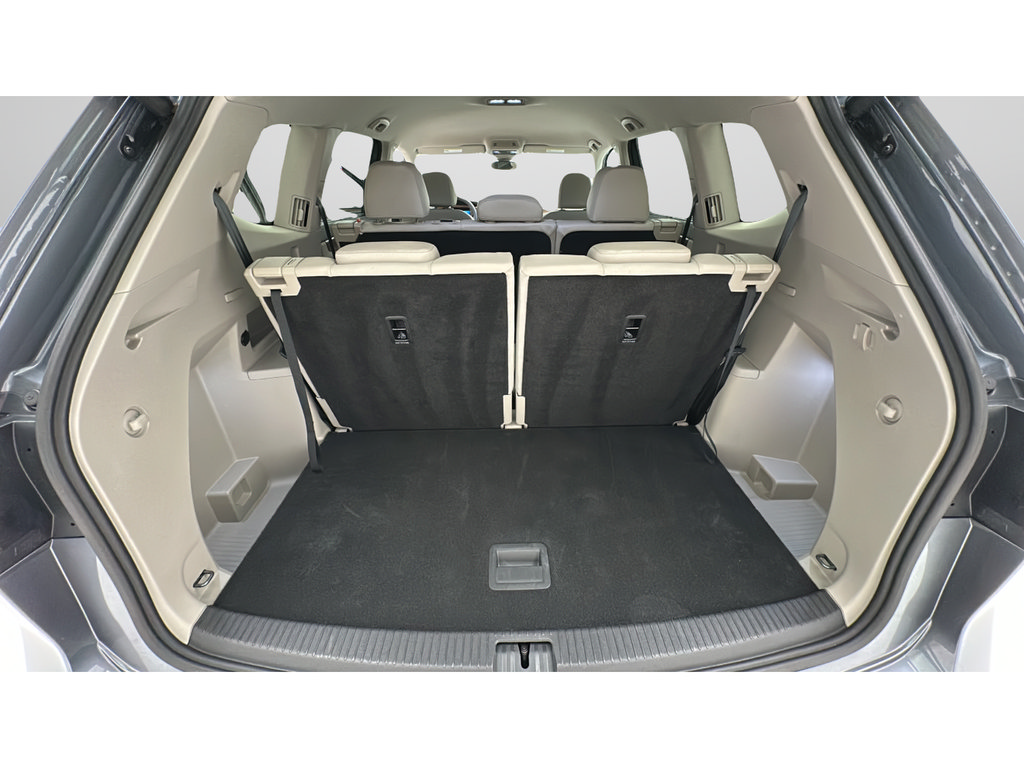 Used 2025 Volkswagen Atlas SE AWD/4WD image 24