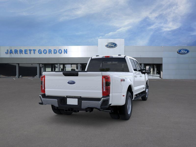 New 2026 Ford F350 XLT w/ XLT Premium Package AWD/4WD image 8