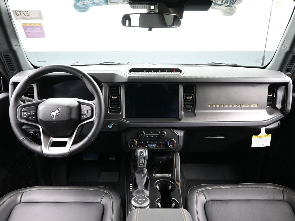 New 2025 Ford Bronco Badlands image 32