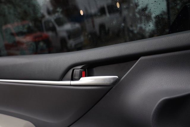 Used 2024 Toyota Camry LE image 18