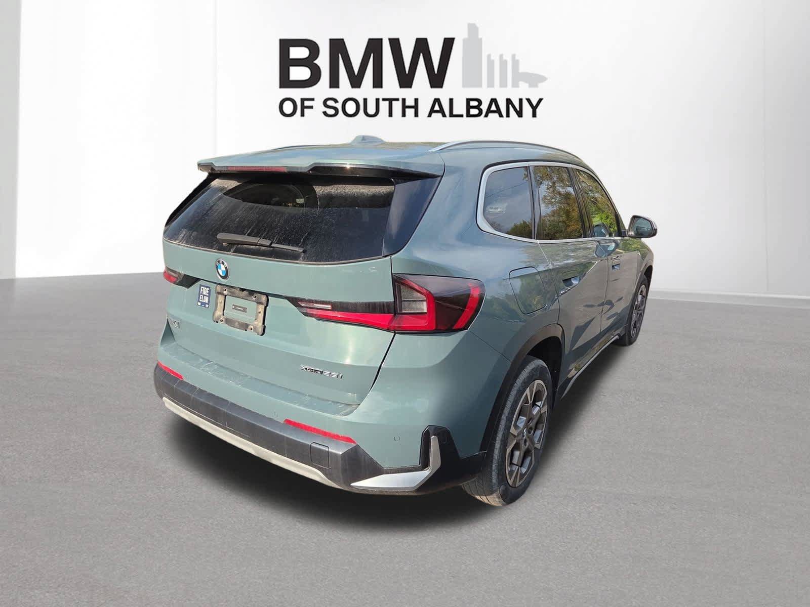Used 2024 BMW X1 xDrive28i w/ Technology Package AWD/4WD image 5