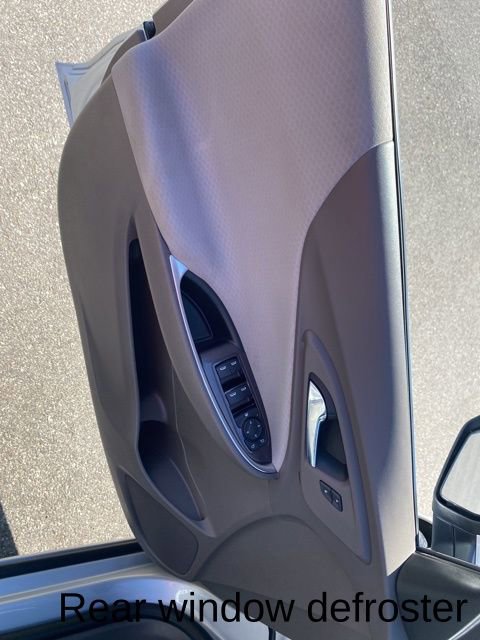 Used 2020 Chevrolet Malibu LT image 19