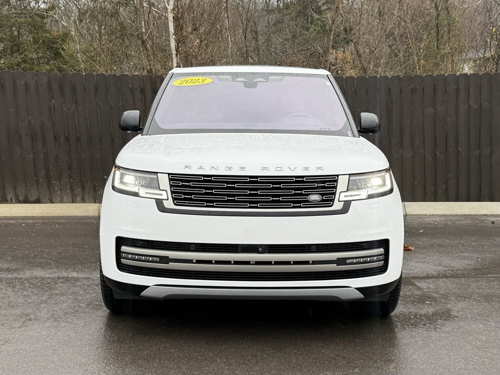 Certified 2023 Land Rover Range Rover SE image 9