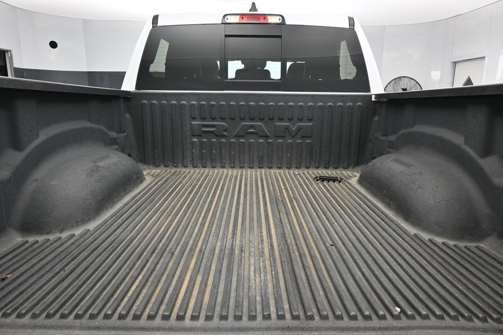 Used 2023 RAM 1500 Laramie AWD/4WD image 33