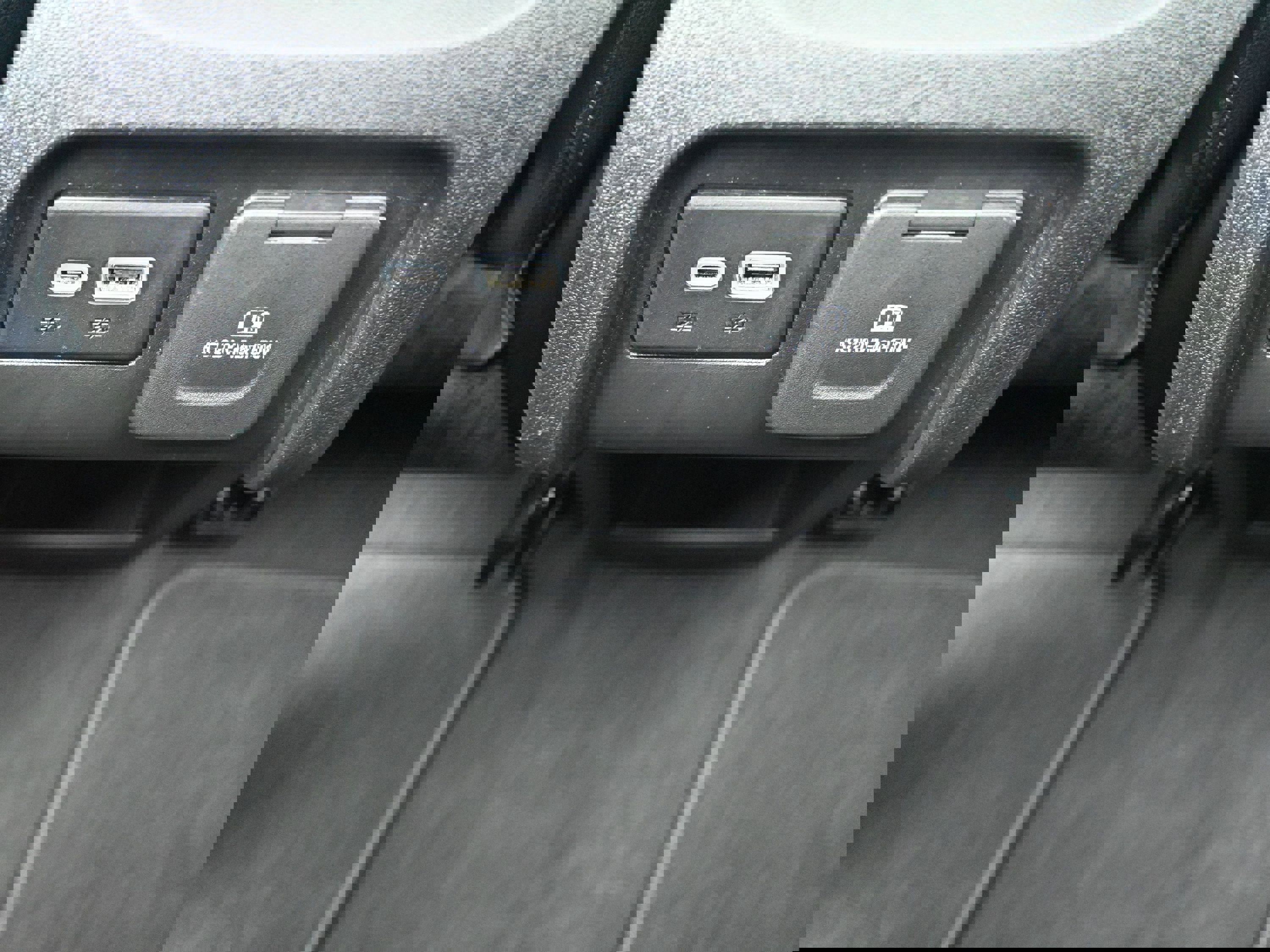 Certified 2023 Chevrolet Blazer RS w/ Driver Confidence II Package image 25