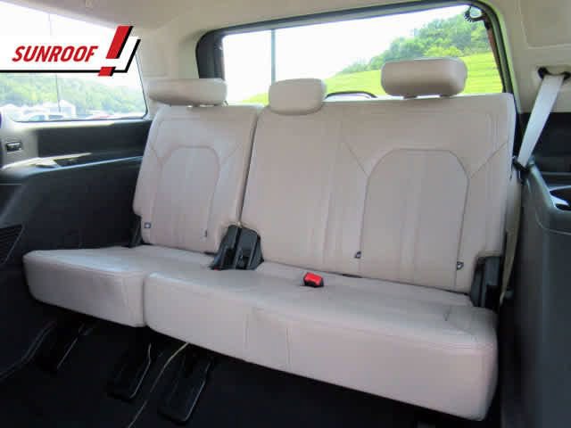 Used 2024 Ford Expedition Limited image 6