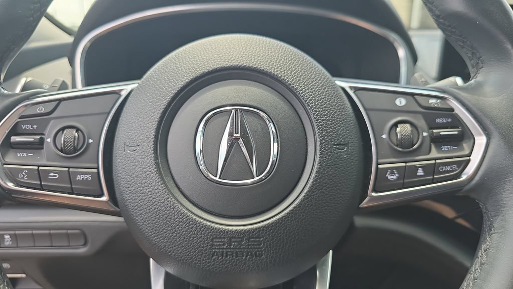 Used 2023 Acura MDX SH-AWD image 12