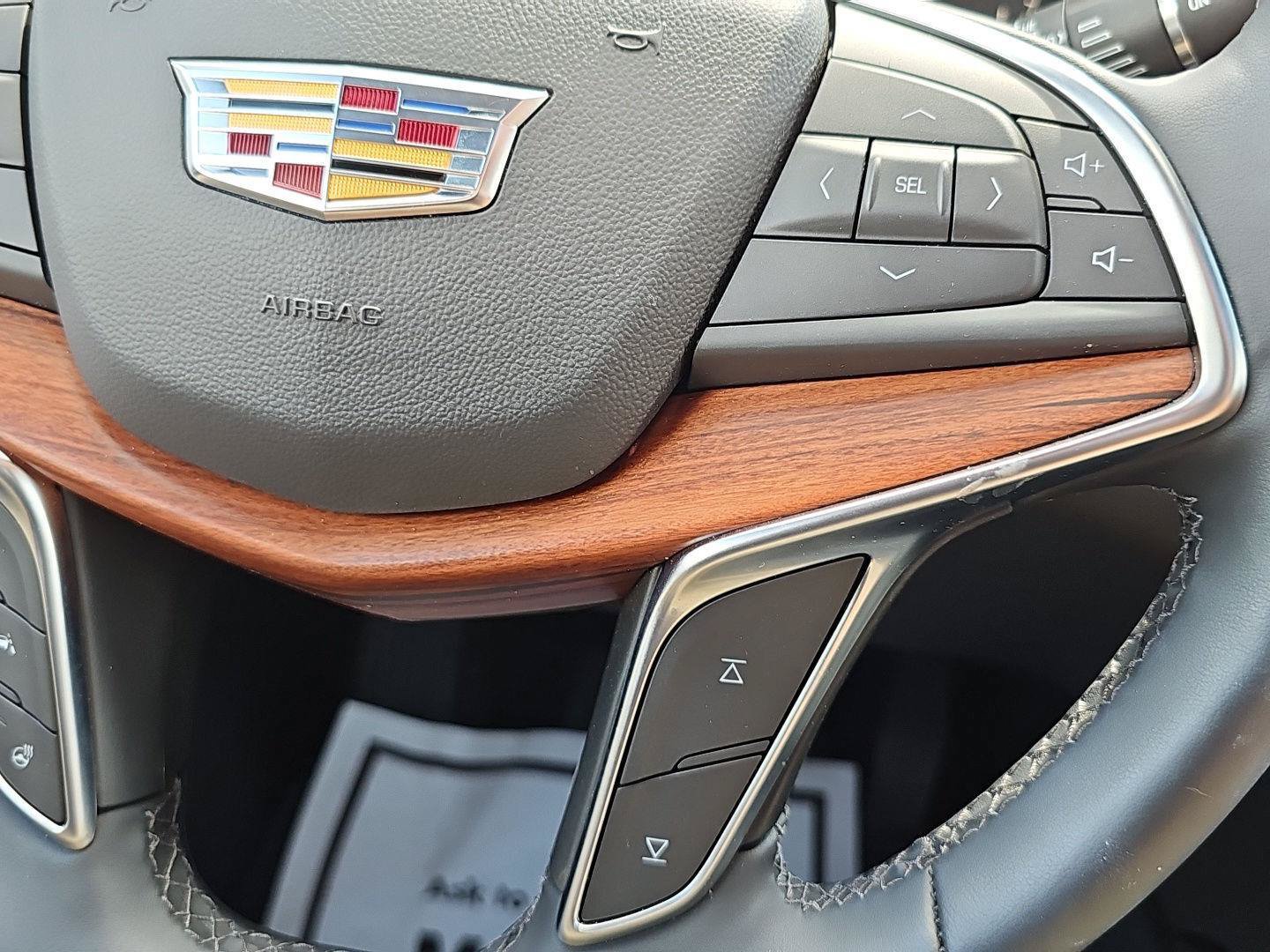 Used 2025 Cadillac XT5 Premium Luxury w/ LPO, Floor Liner Package AWD/4WD image 21