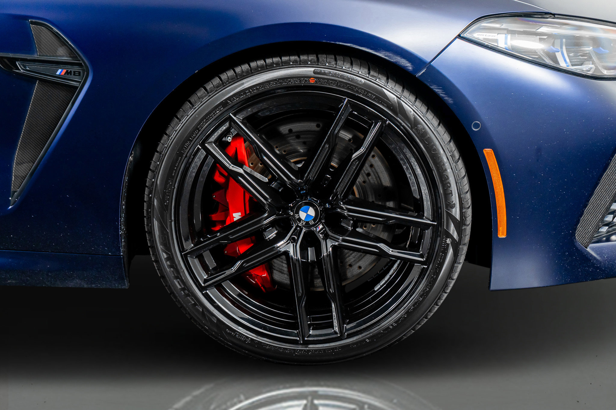 Used 2025 BMW M8 Competition w/ M Carbon Exterior Package image 7