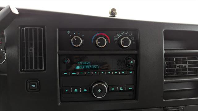 Used 2021 GMC Savana 2500 RWD image 22
