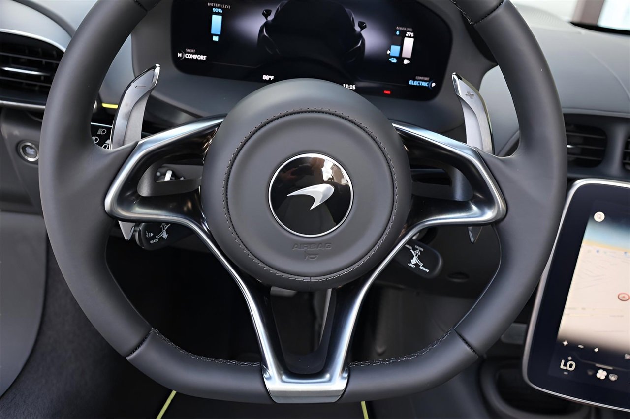 New 2025 McLaren Artura Spider image 17