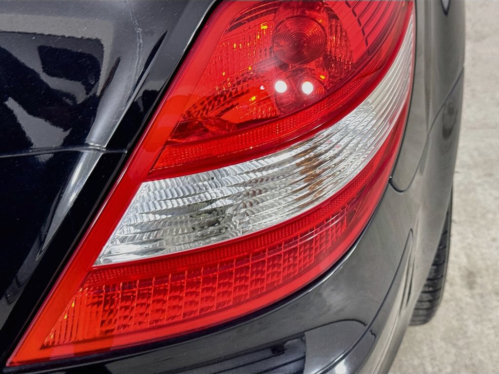 Used 2007 Mercedes-Benz SLK 350 image 28