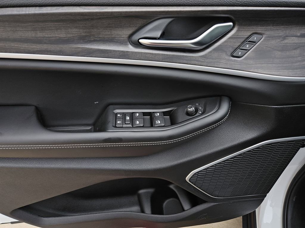New 2026 Jeep Grand Cherokee L Limited AWD/4WD image 16