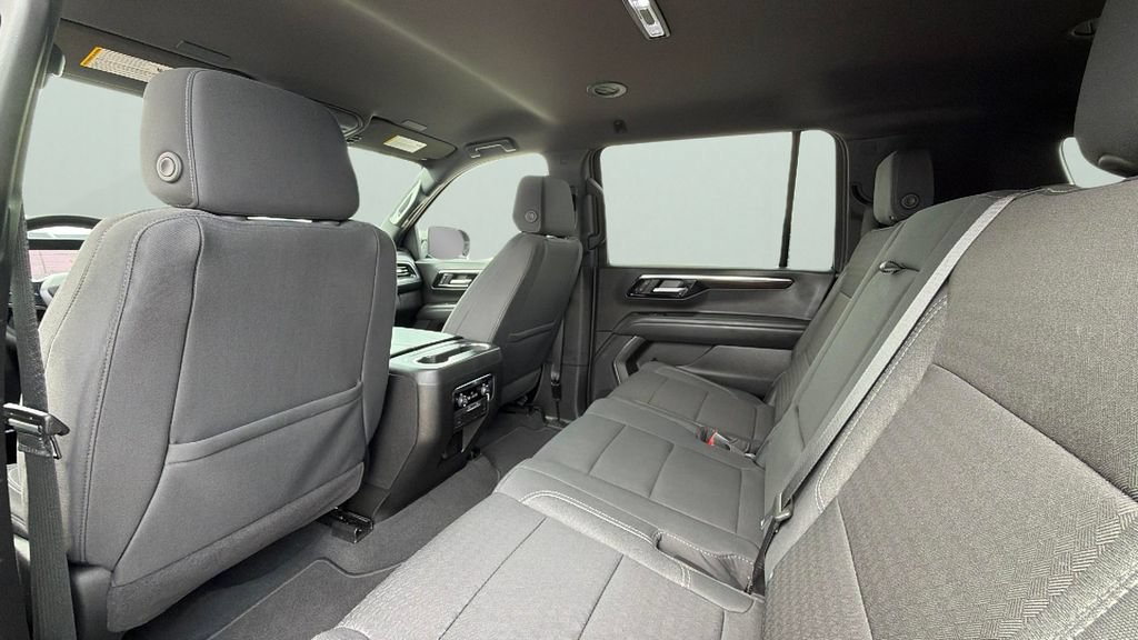 Certified 2025 Chevrolet Suburban LS RWD image 28