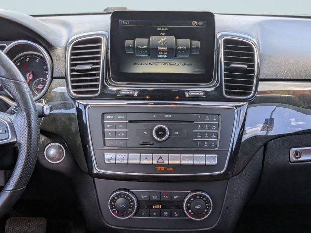 Used 2018 Mercedes-Benz GLE 350 4MATIC image 17