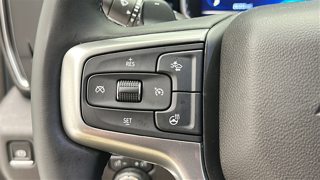 Used 2025 Chevrolet Silverado 1500 RST w/ Convenience Package II AWD/4WD image 18