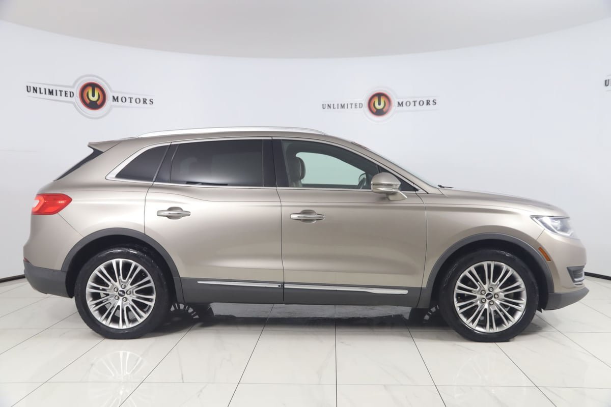 Used 2018 Lincoln MKX Reserve w/ Lincoln MKX Climate Package AWD/4WD image 2