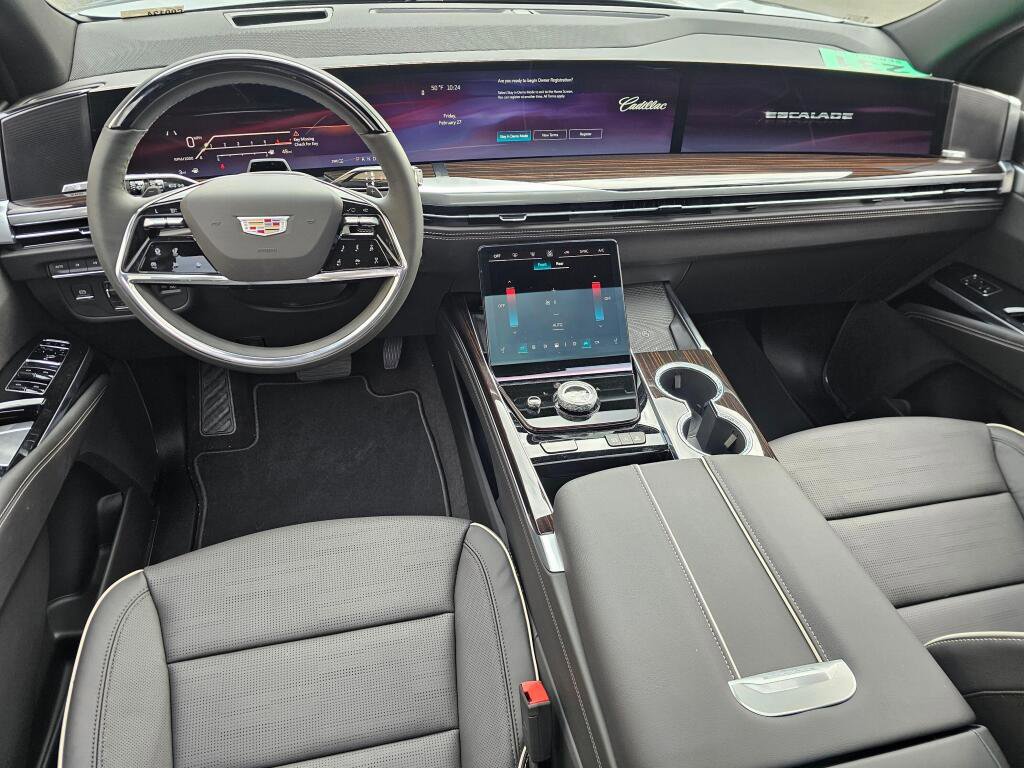 New 2026 Cadillac Escalade Luxury image 13