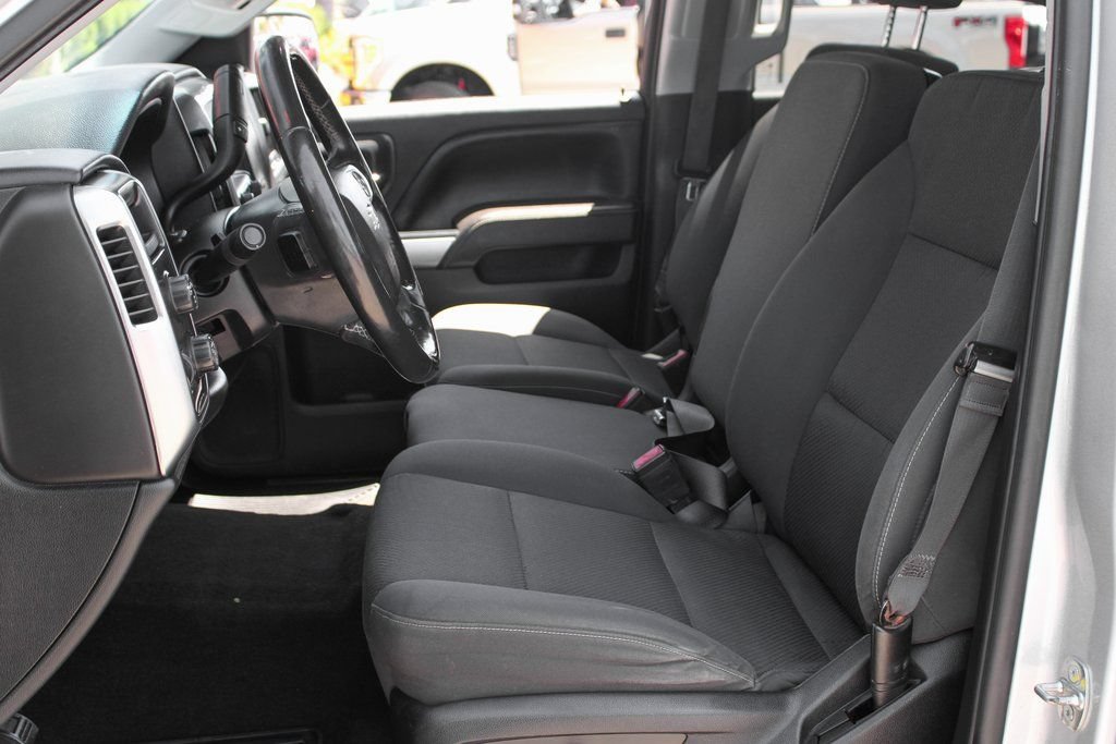 Used 2017 Chevrolet Silverado 1500 LT w/ All Star Edition AWD/4WD image 13