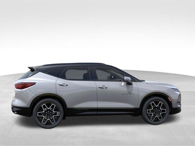 New 2026 Chevrolet Blazer RS w/ Driver Confidence II Package AWD/4WD image 5
