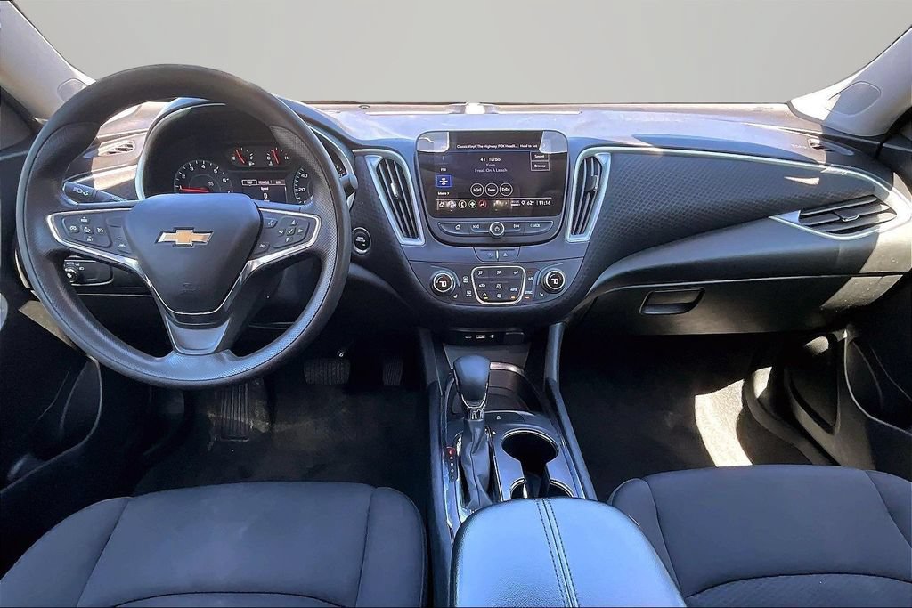 Used 2023 Chevrolet Malibu LT FWD image 7